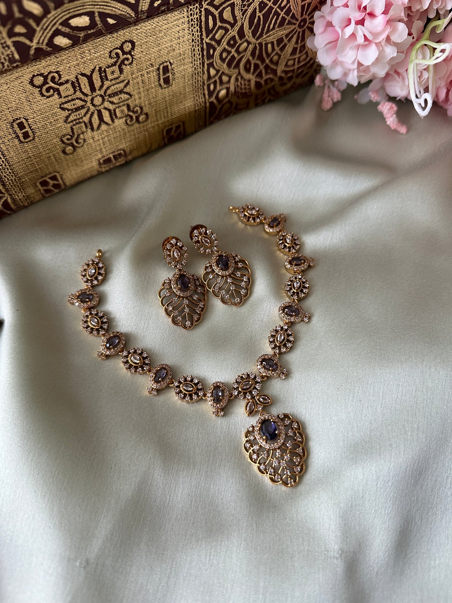 Farha AD Necklace