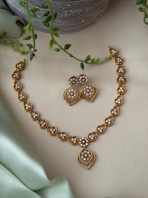 Vihaana Diamond Necklace