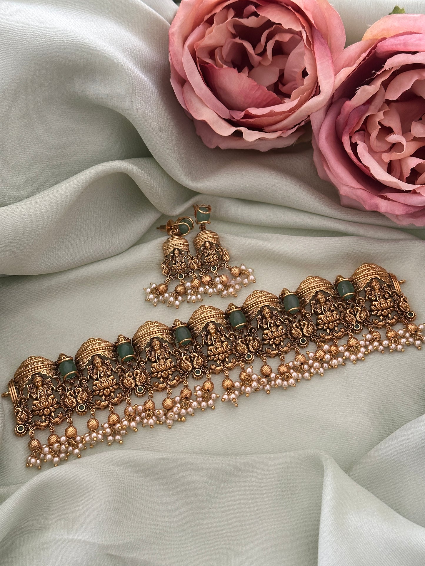 Premium Devi Gopuram Choker