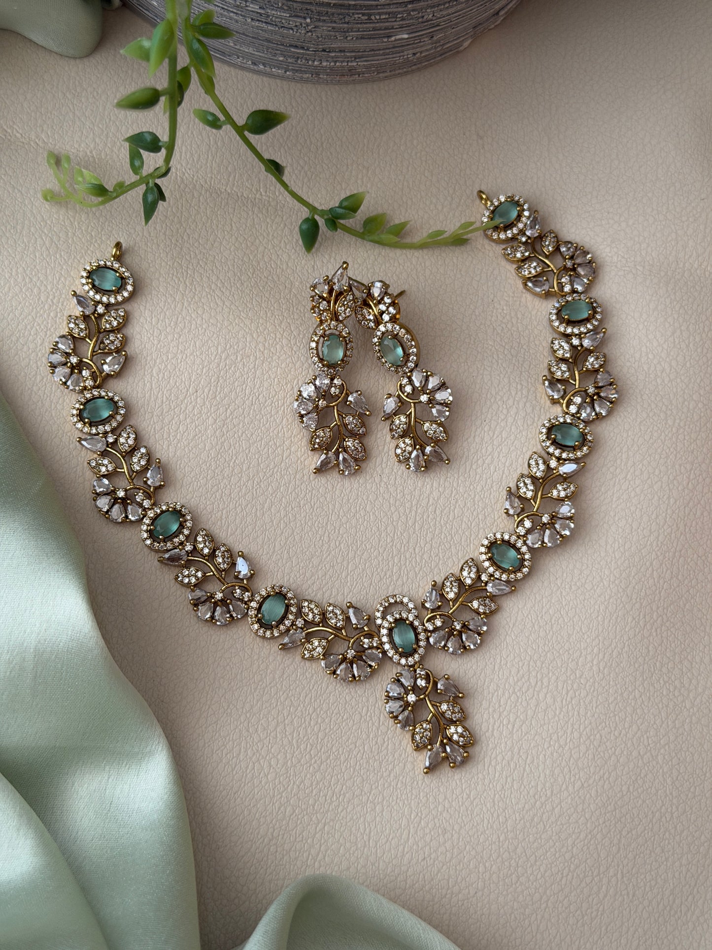 Mix of Berries AD Necklace