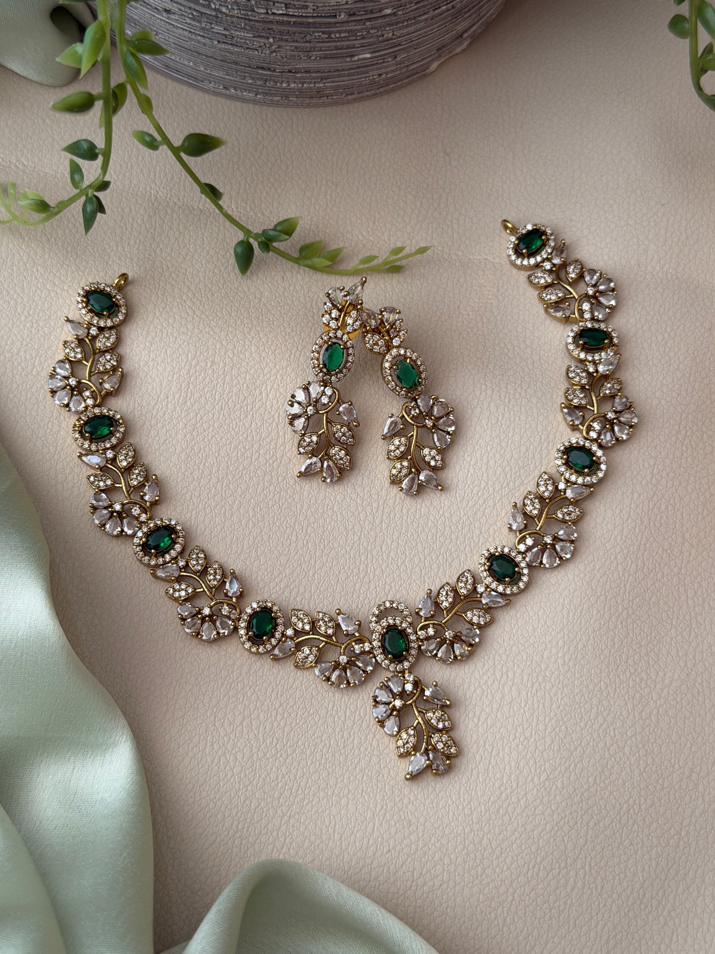 Mix of Berries AD Necklace