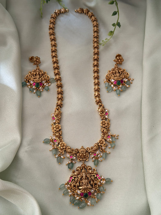 Pallavi Jadau Haaram Set