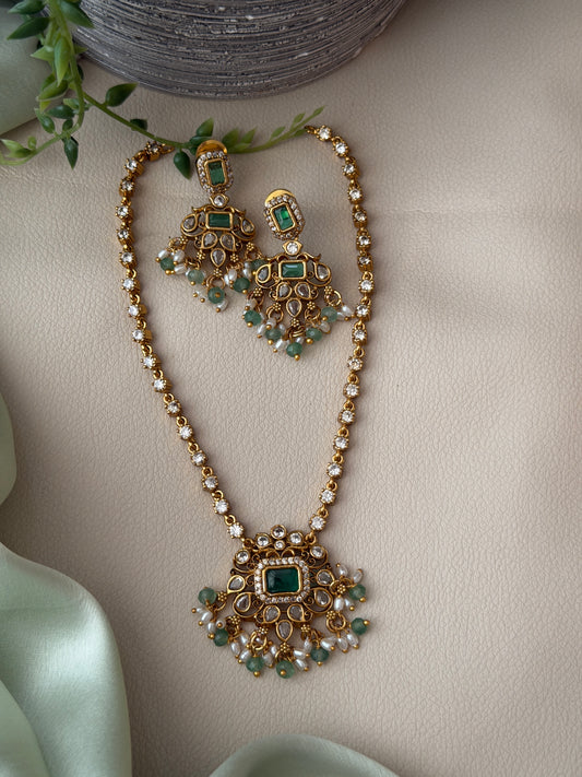 Ritu Diamond x Kempu Necklace(Green)