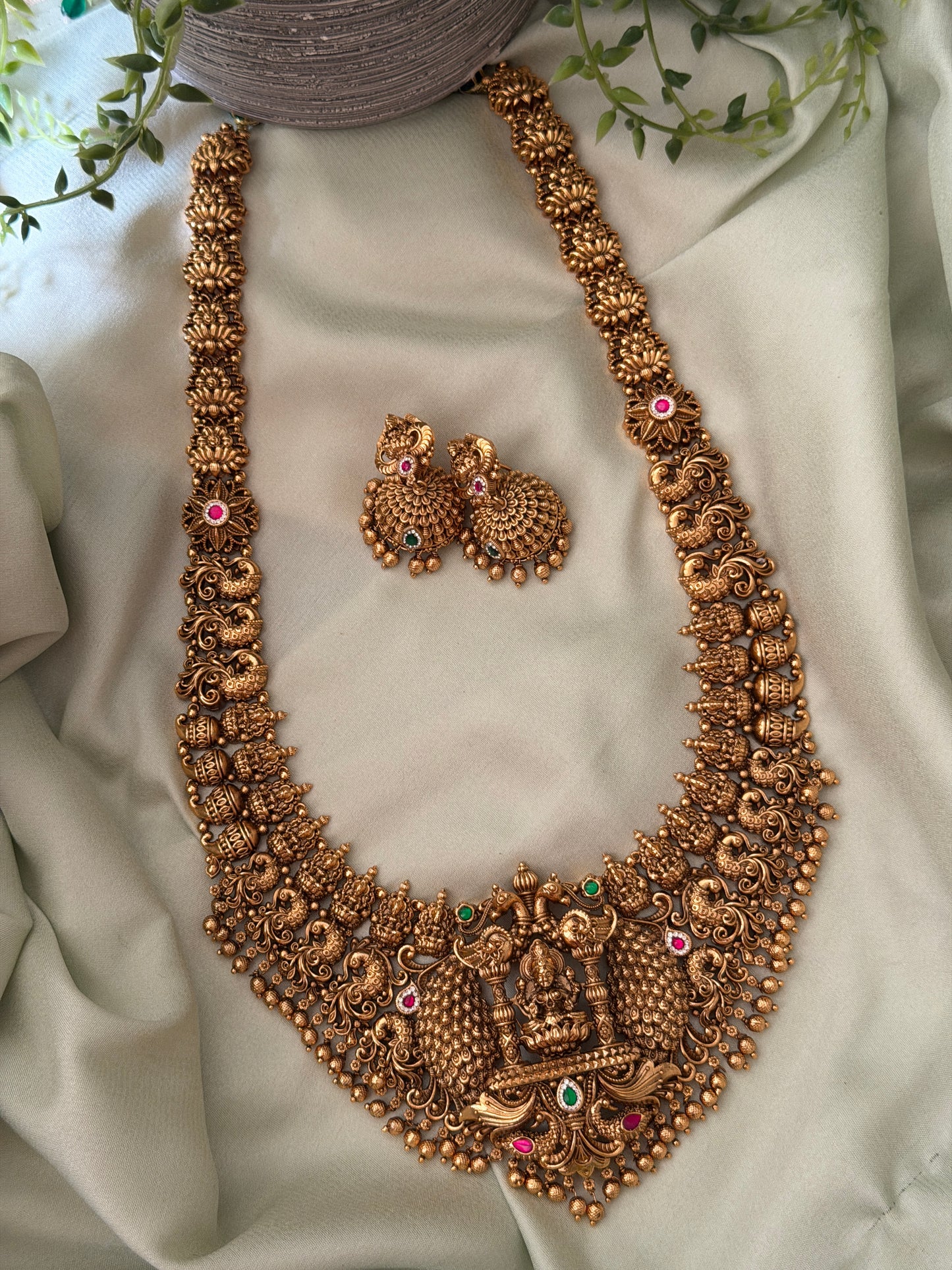 Deepshika Gold Replica Haaram