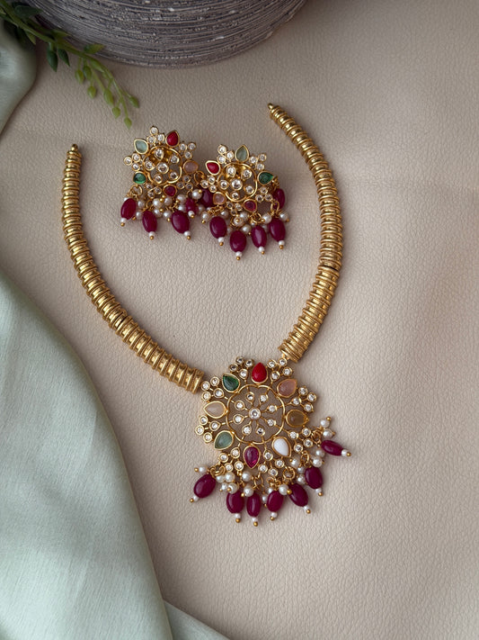 Navaratna Hasli Necklace