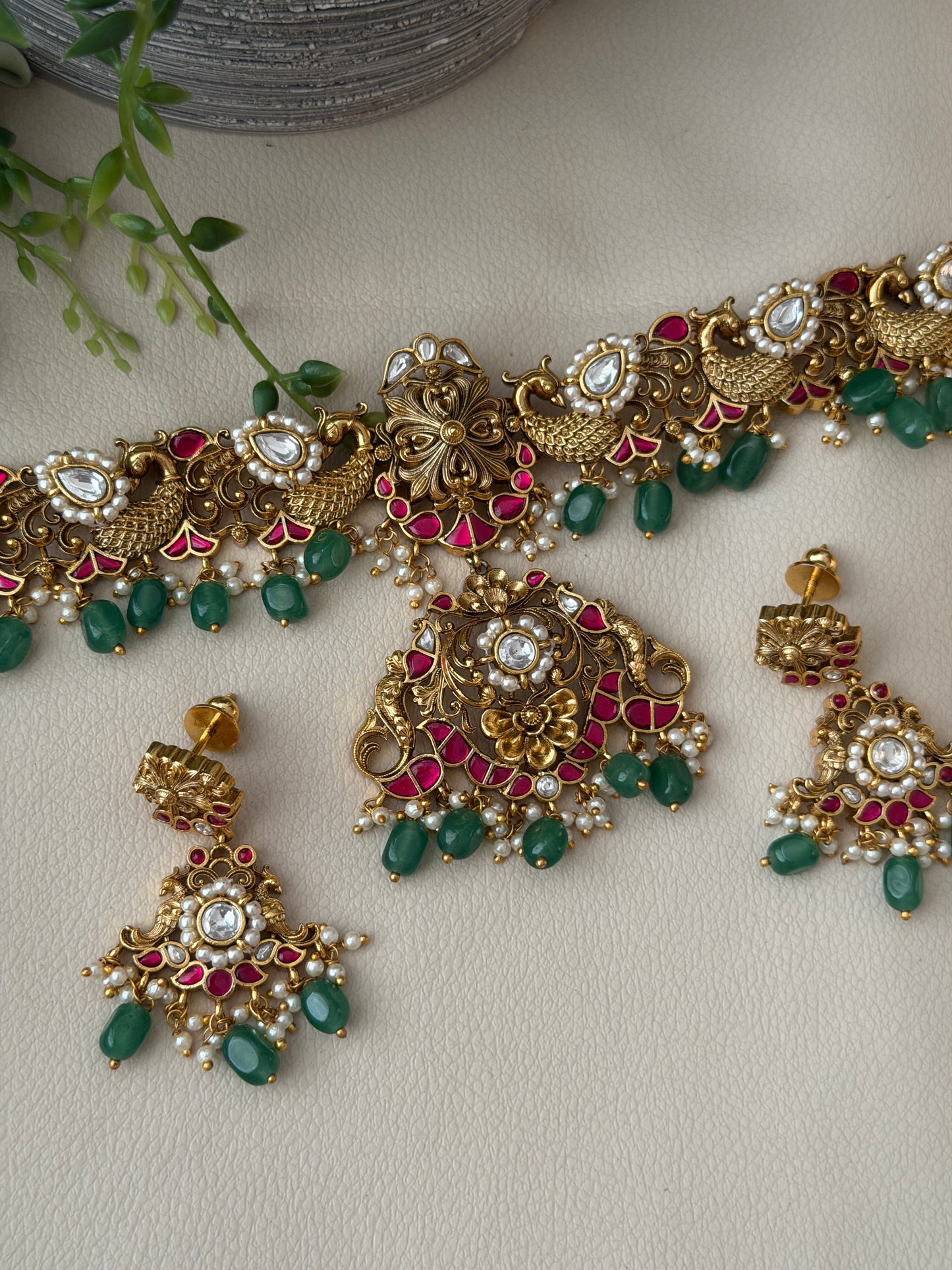 Shathrika Jadau Antique Choker