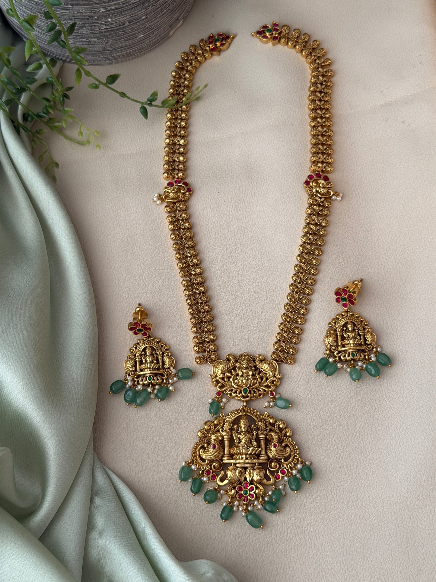 Lakshmika Antique Haaram set