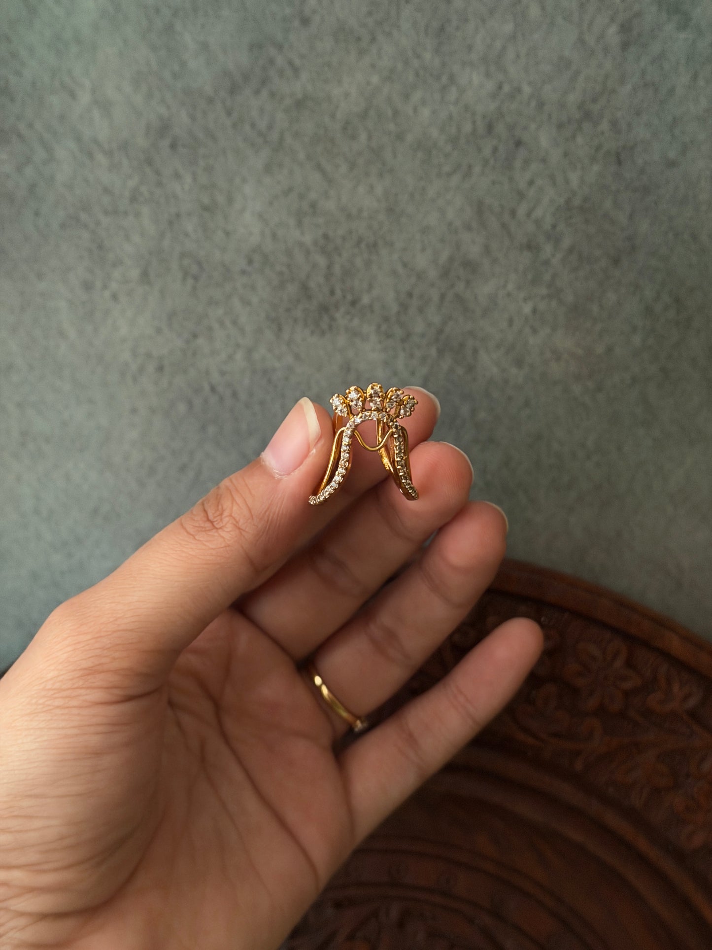 Crown Vanki Ring