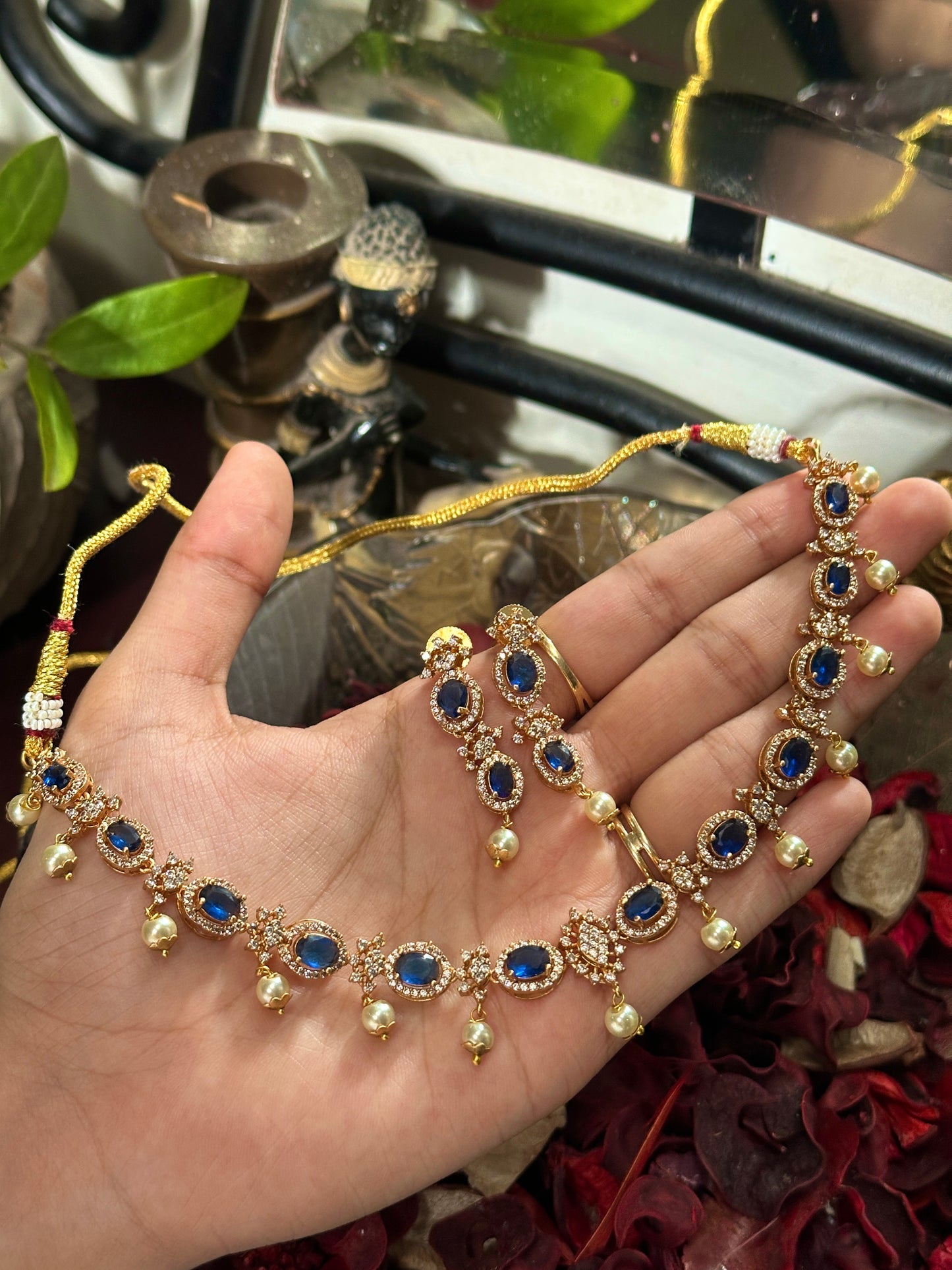 Vaarika AD Necklace