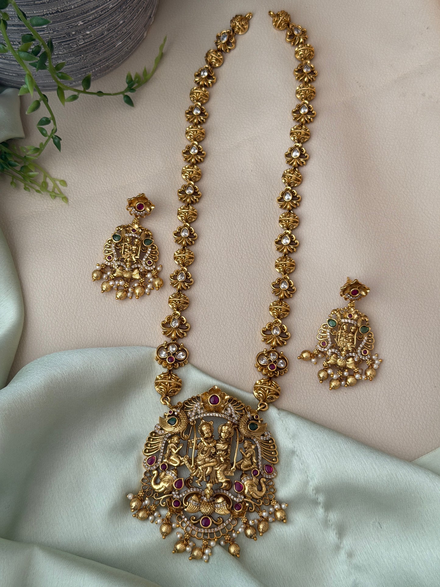 Radhe Shyam Temple Haaram