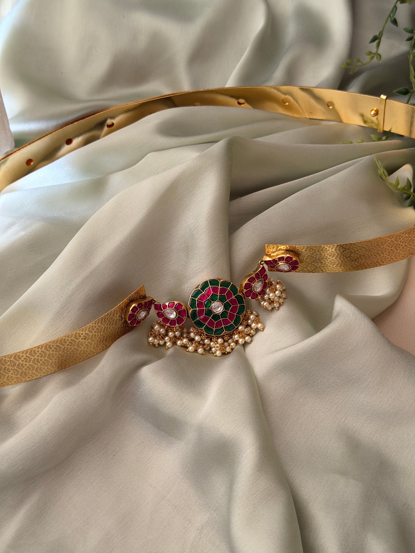 Sri Jadau Guttapusalu Hipbelt