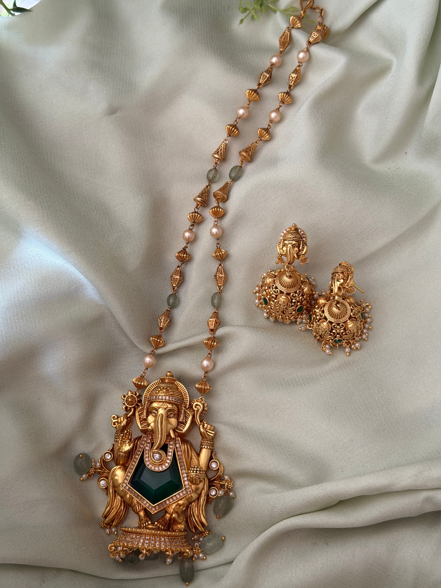Premium Ganesha Doublet Stone Haaram Set
