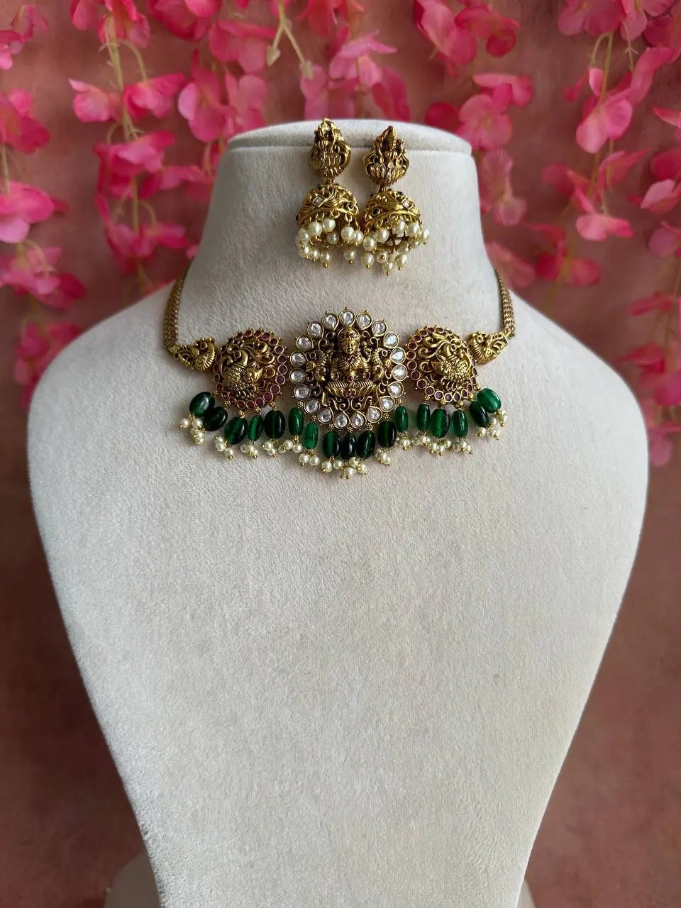 Premium Devi Choker with Kundan