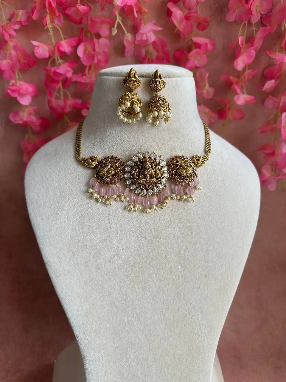 Premium Devi Choker with Kundan