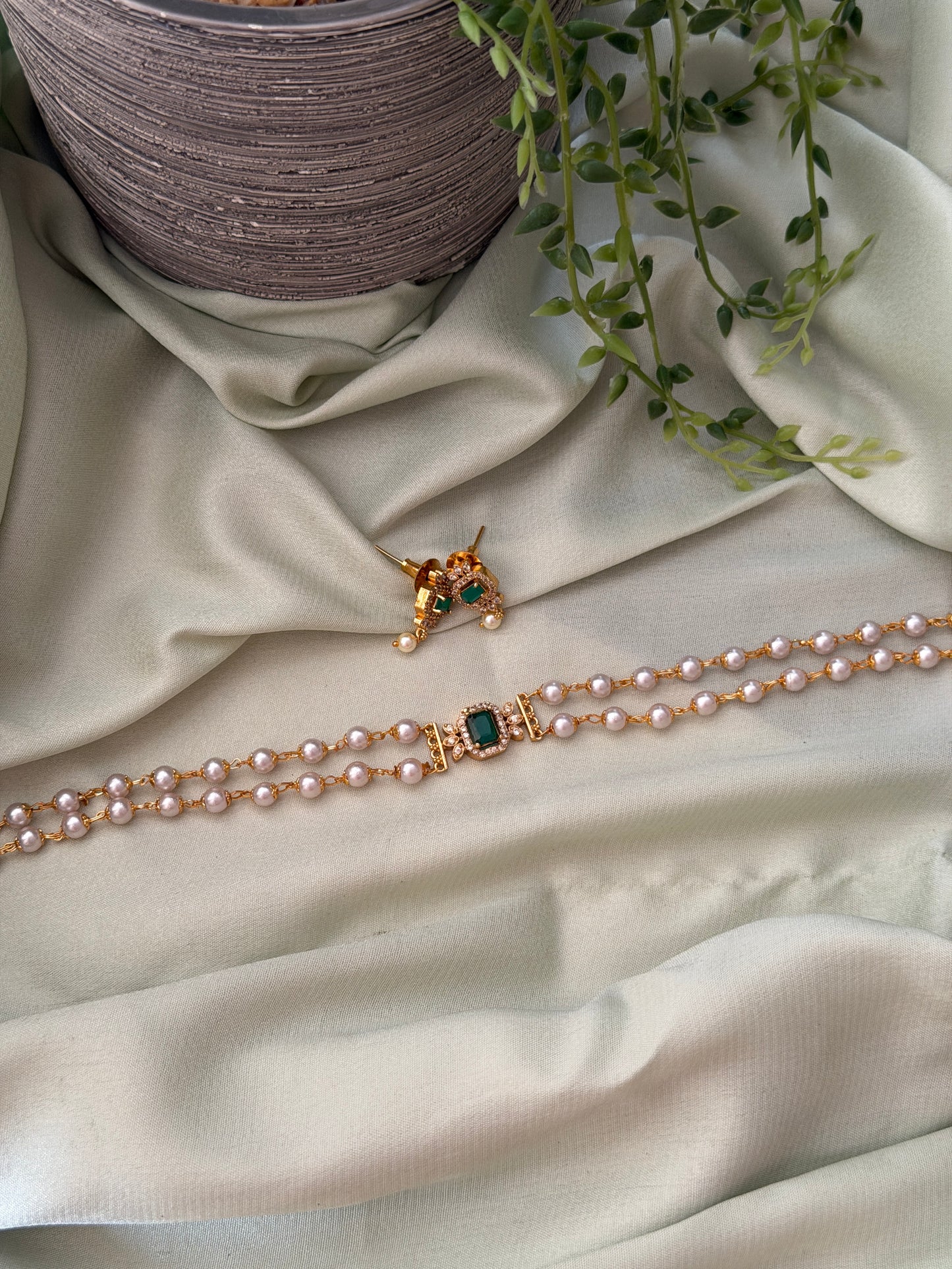 Alia Inspired Pearl Choker