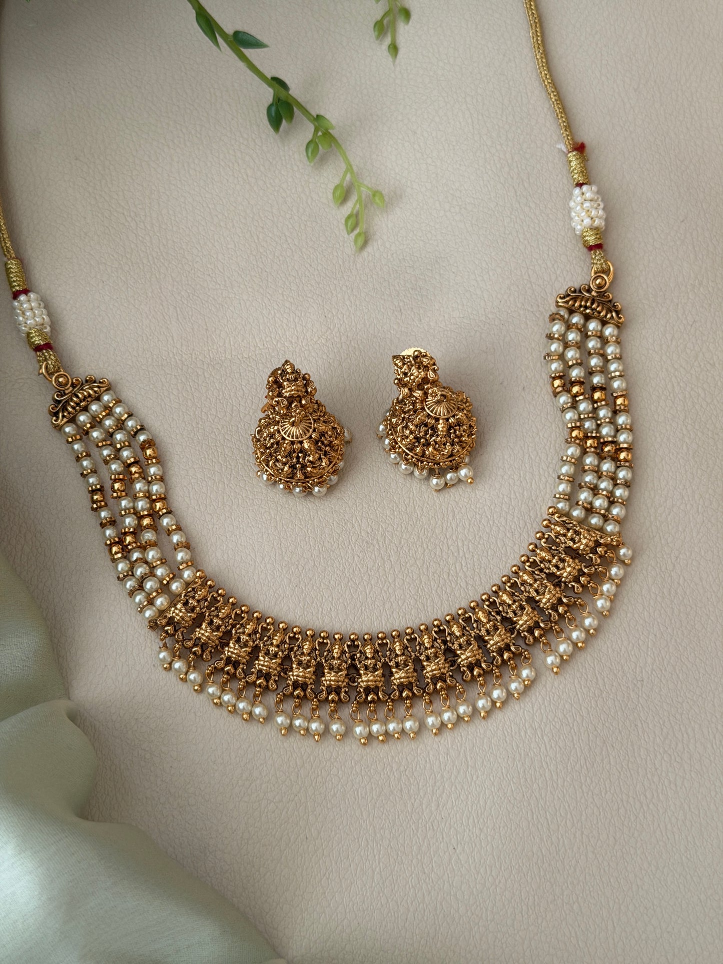 Maitreye Beaded Choker
