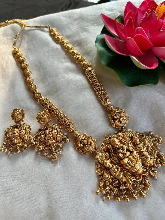 Vahini Antique Haaram set