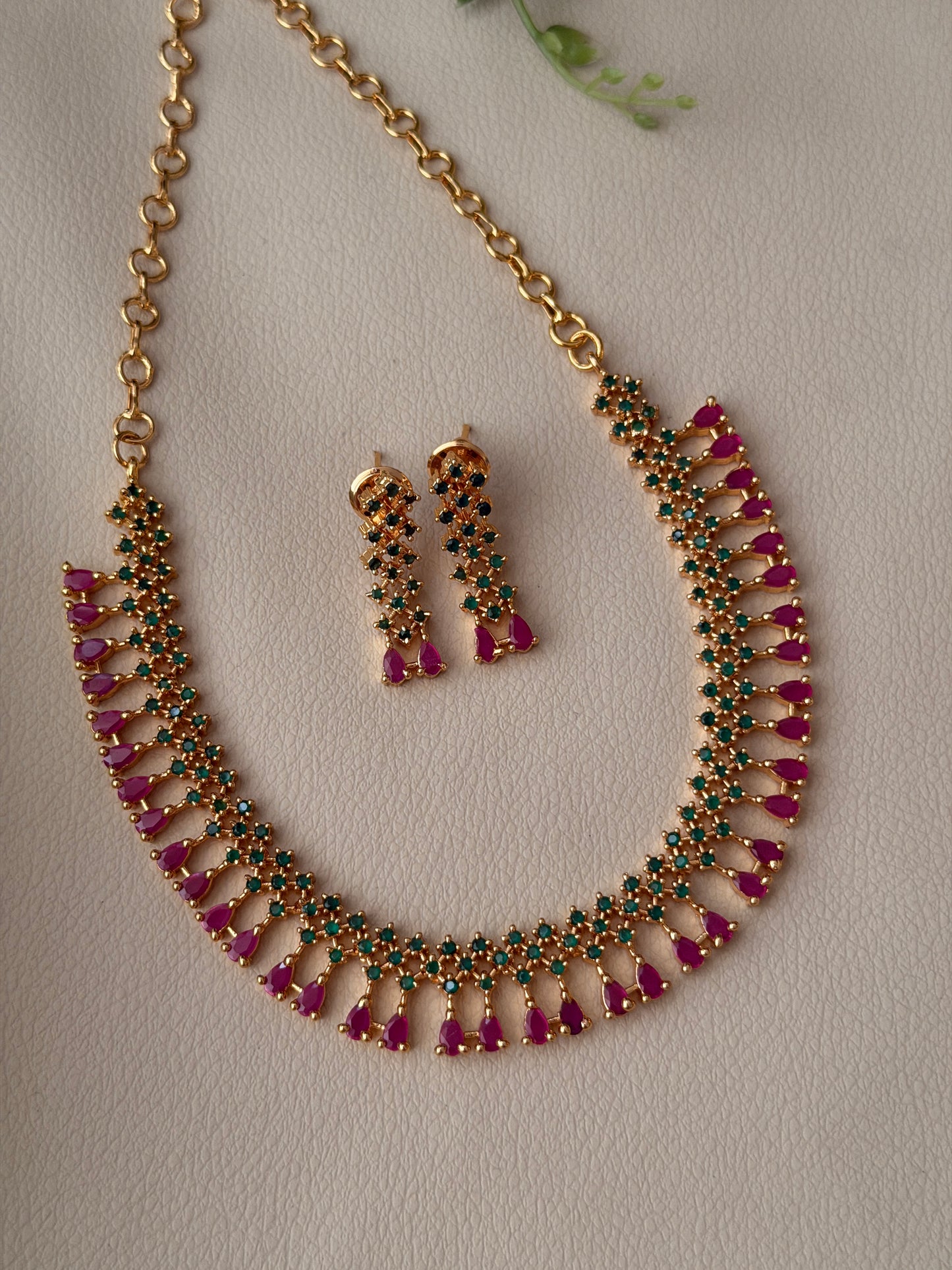 Yashvika Stone Necklace