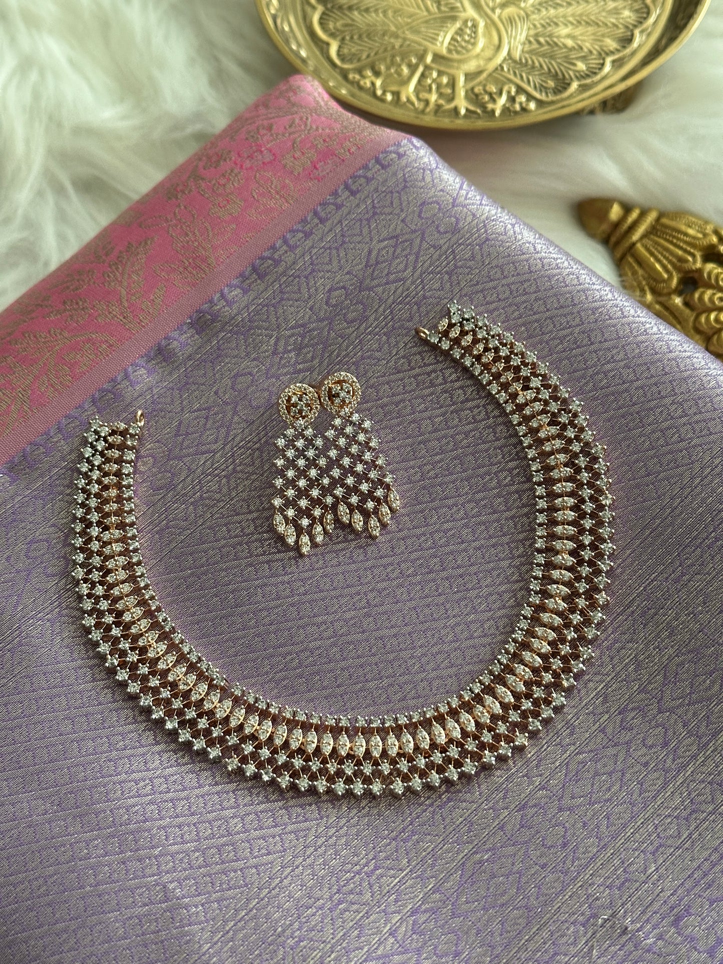 Gleesire Diamond Necklace