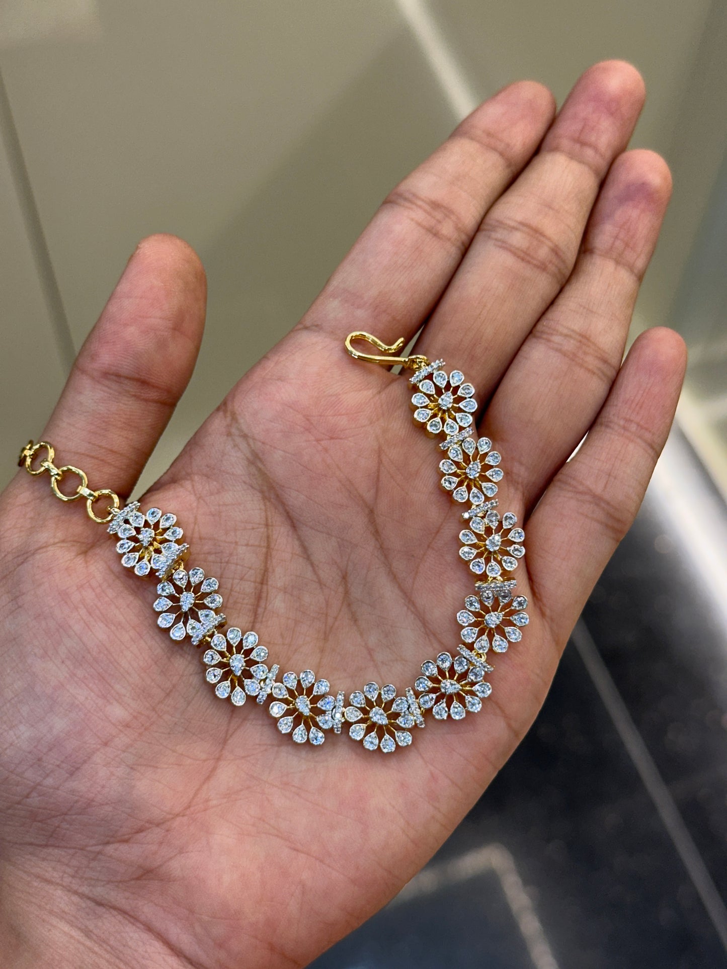 Daisy Diamond Bracelet (Freesize)