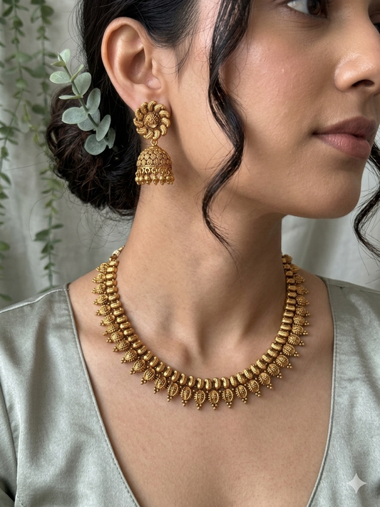 Non Idol Petal Gold Replica