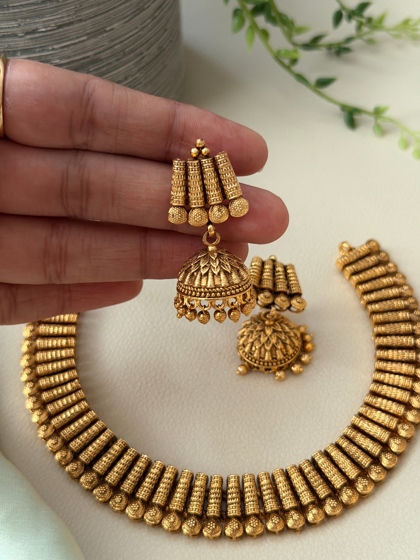 Janaka Non Idol Necklace