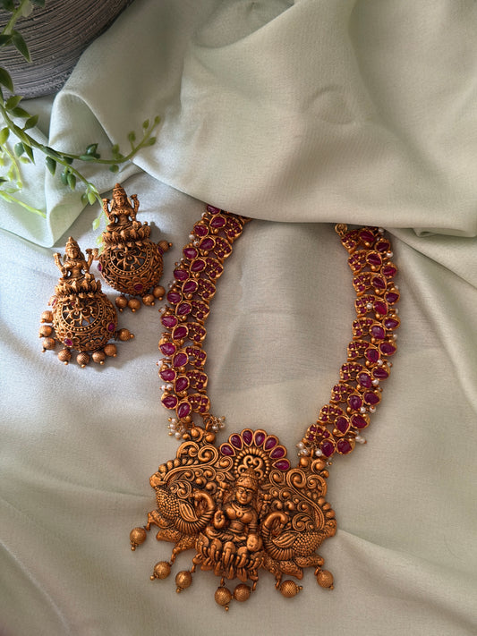 Malarvizhi Necklace