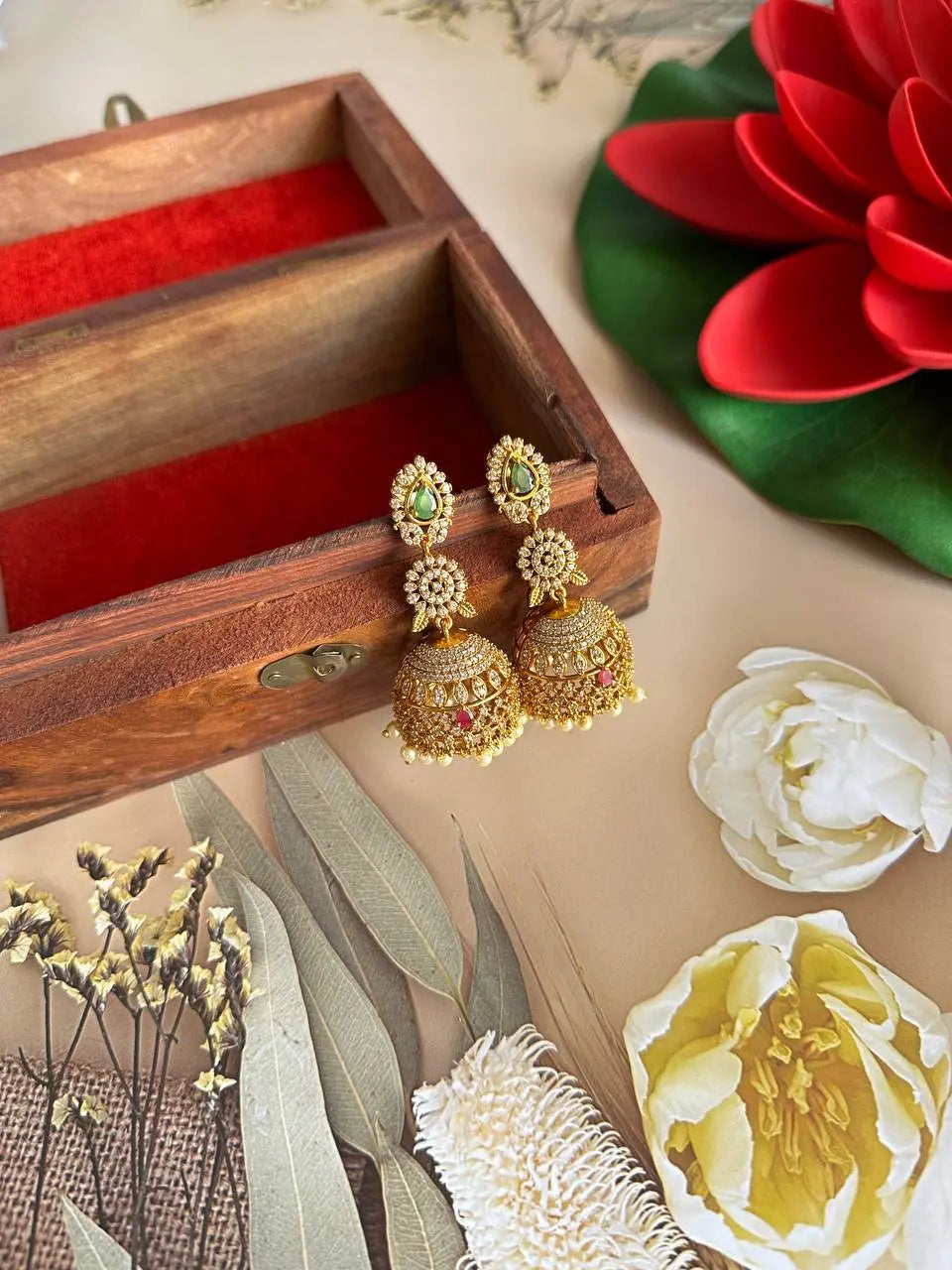 Glisten Jhumkas v1.0