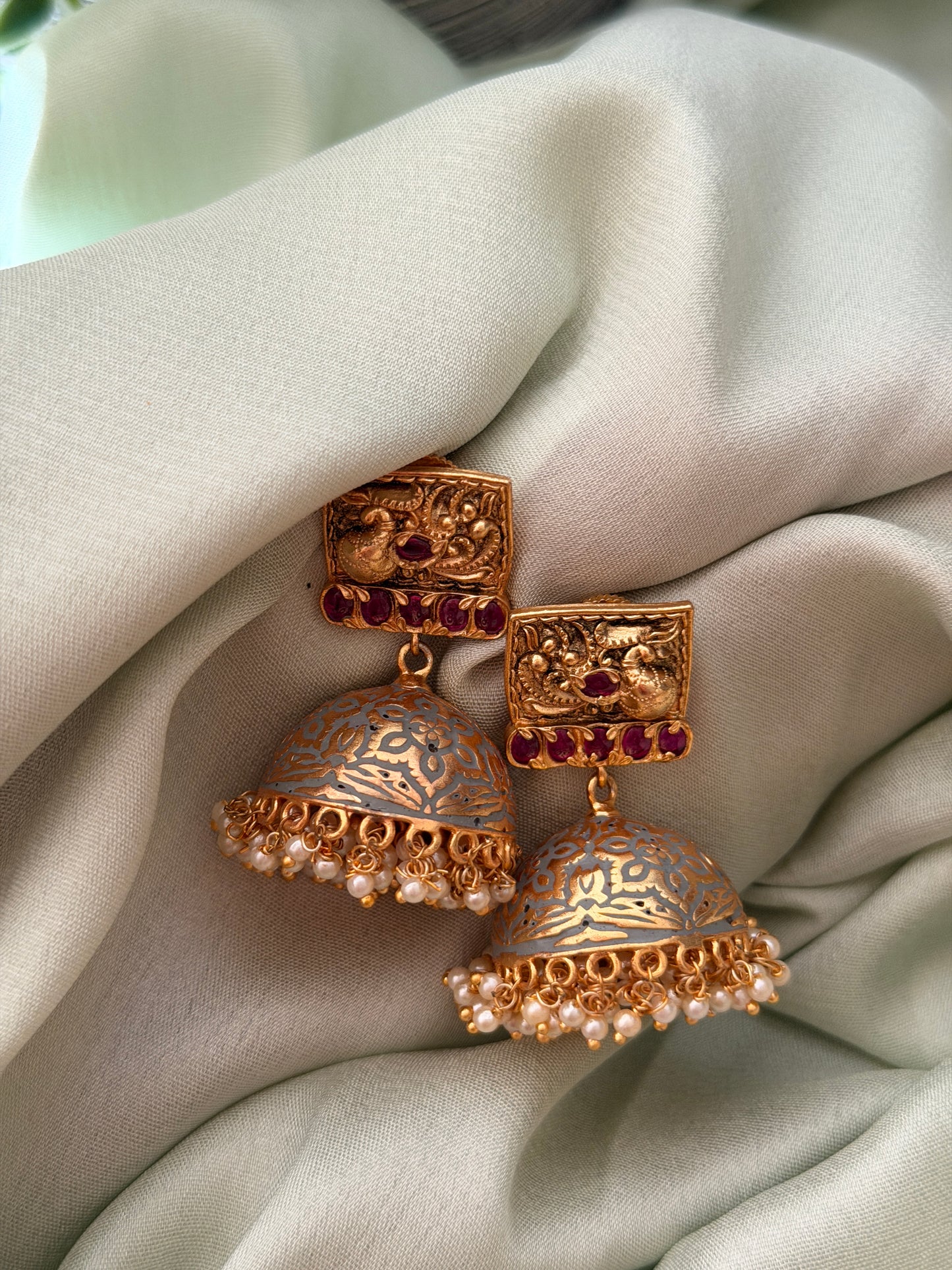 Inbah Azura Jhumkas