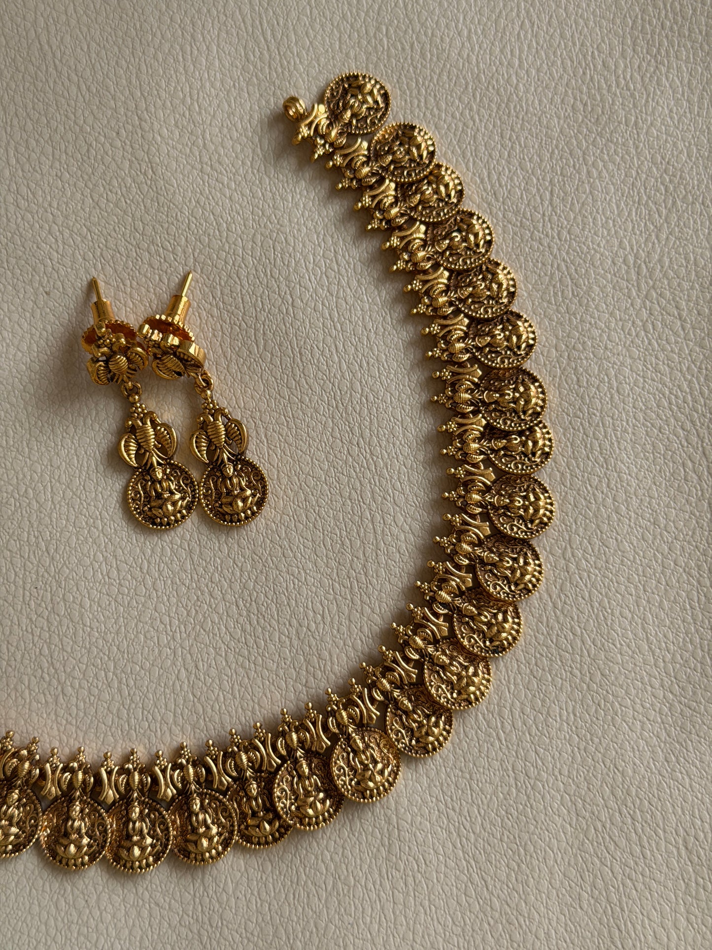 Bhagya Kaashu Necklace