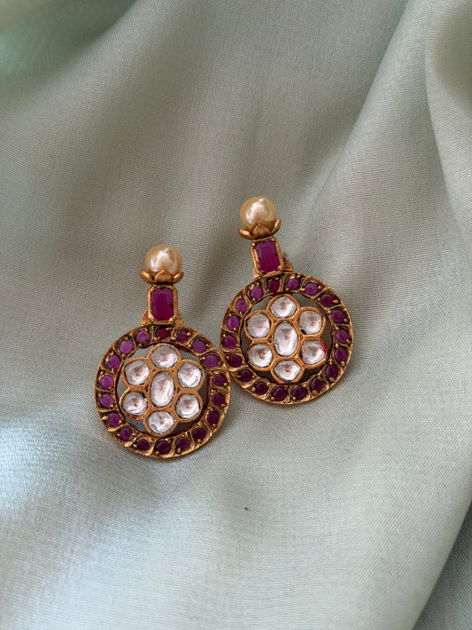 Elka Studs