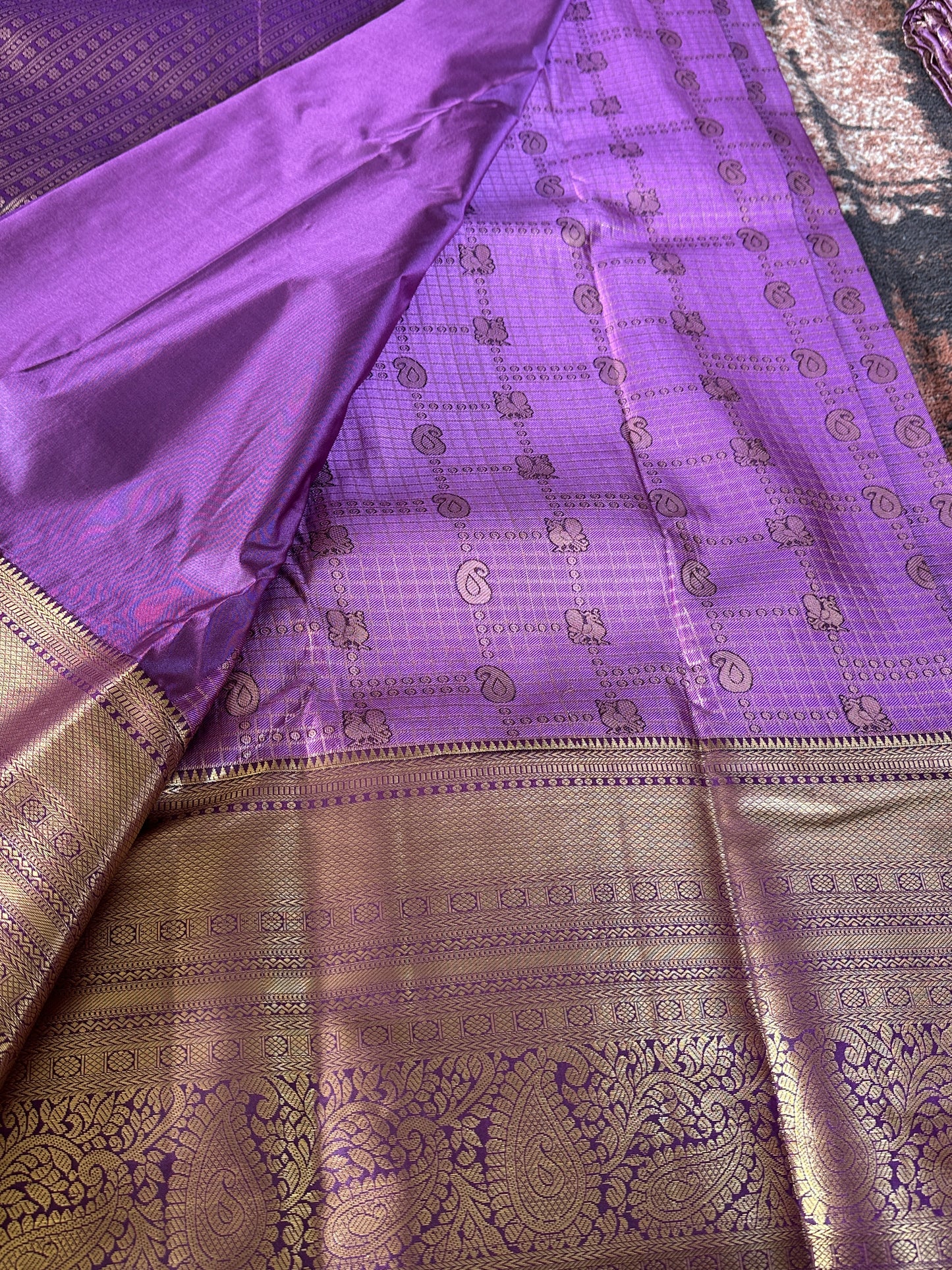 Azura Vaira Oosi Tissue Silk Saree