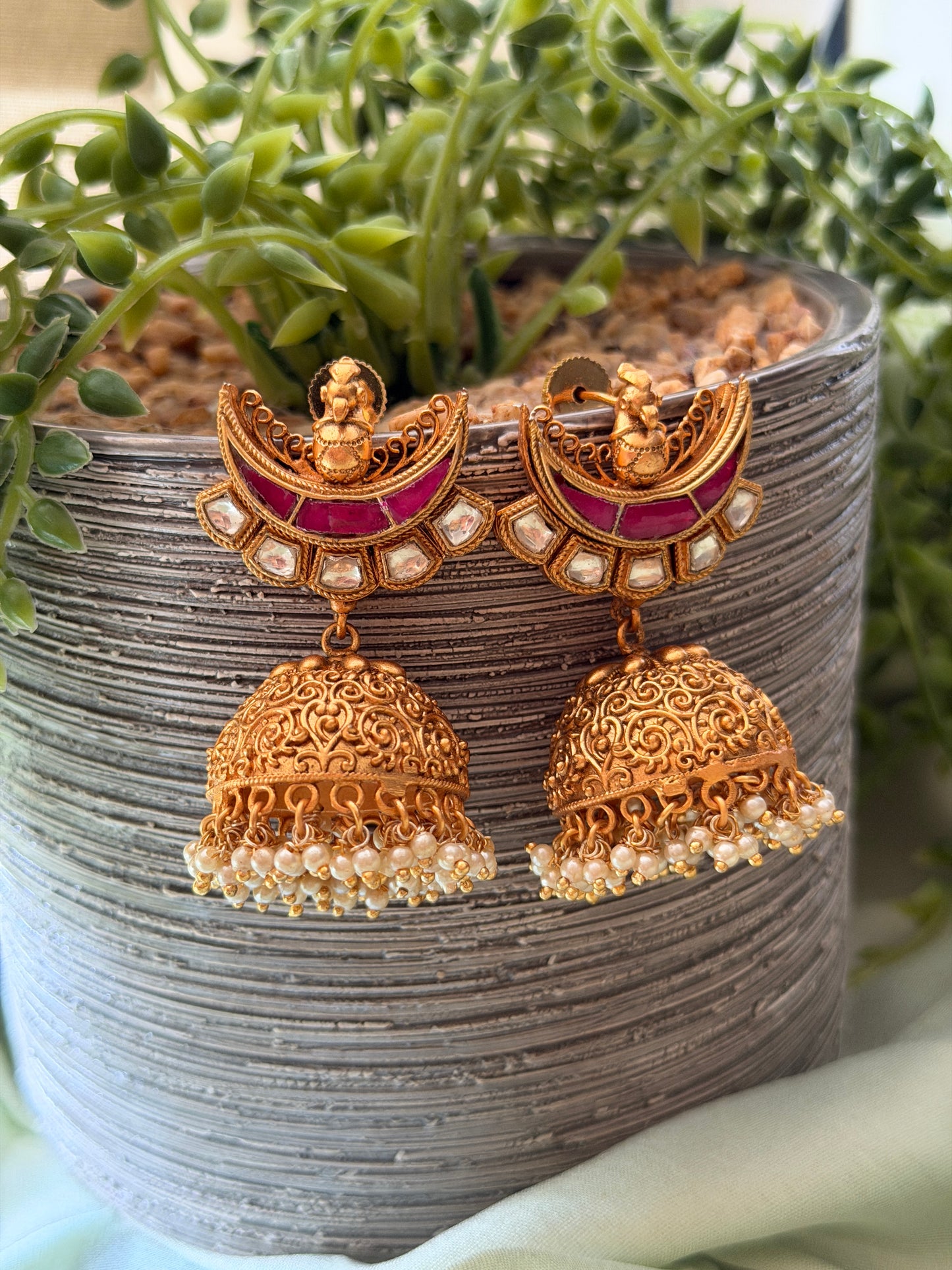 Chandra Jadau Jhumkas