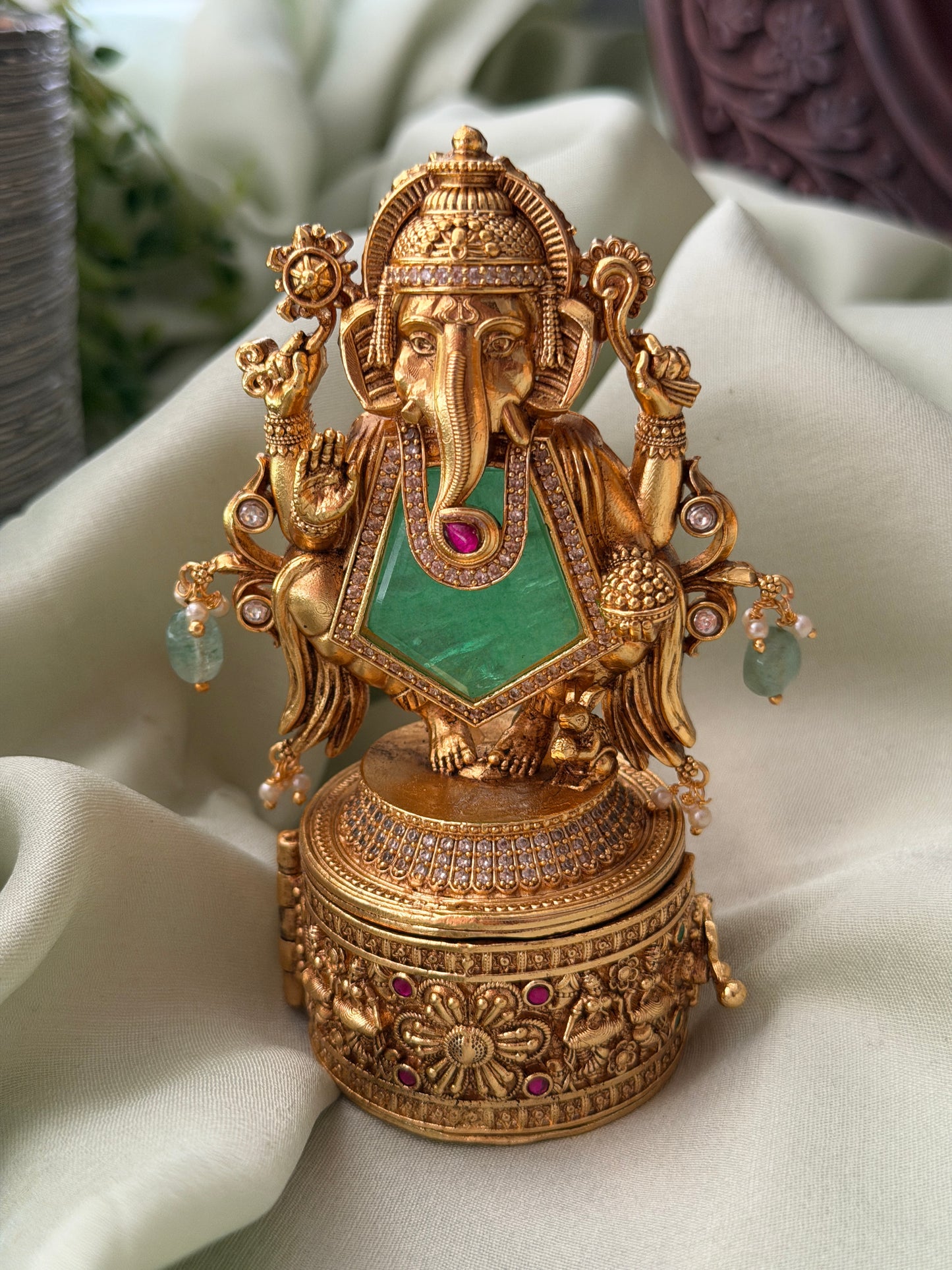 Doublet Stone Ganesha Kumkum Box