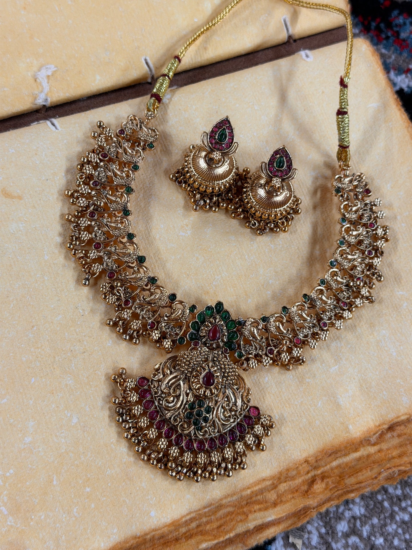 Non Idol Dakshya Antique Necklace