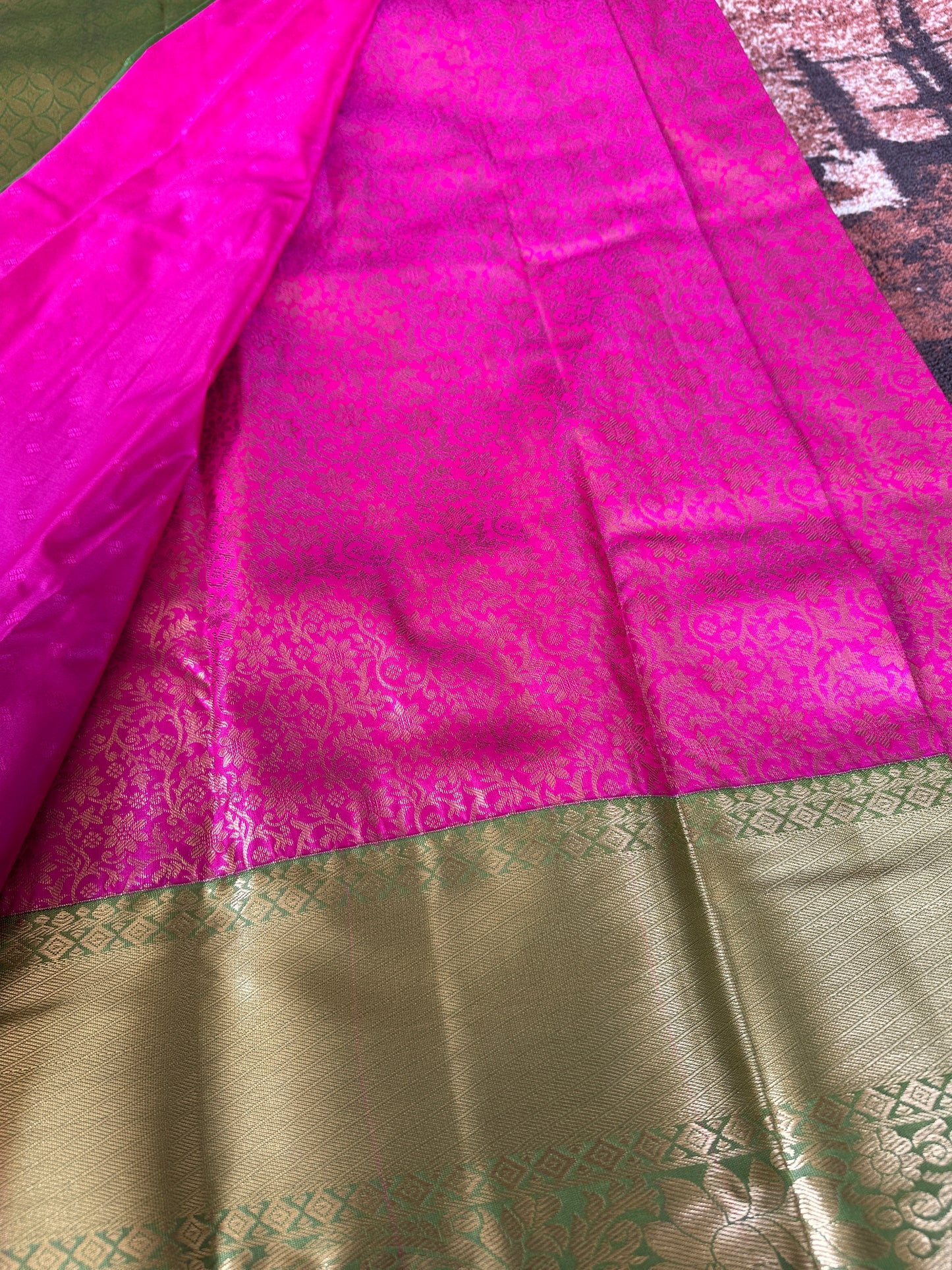 Pop pink x pistachio Tissue silk saree