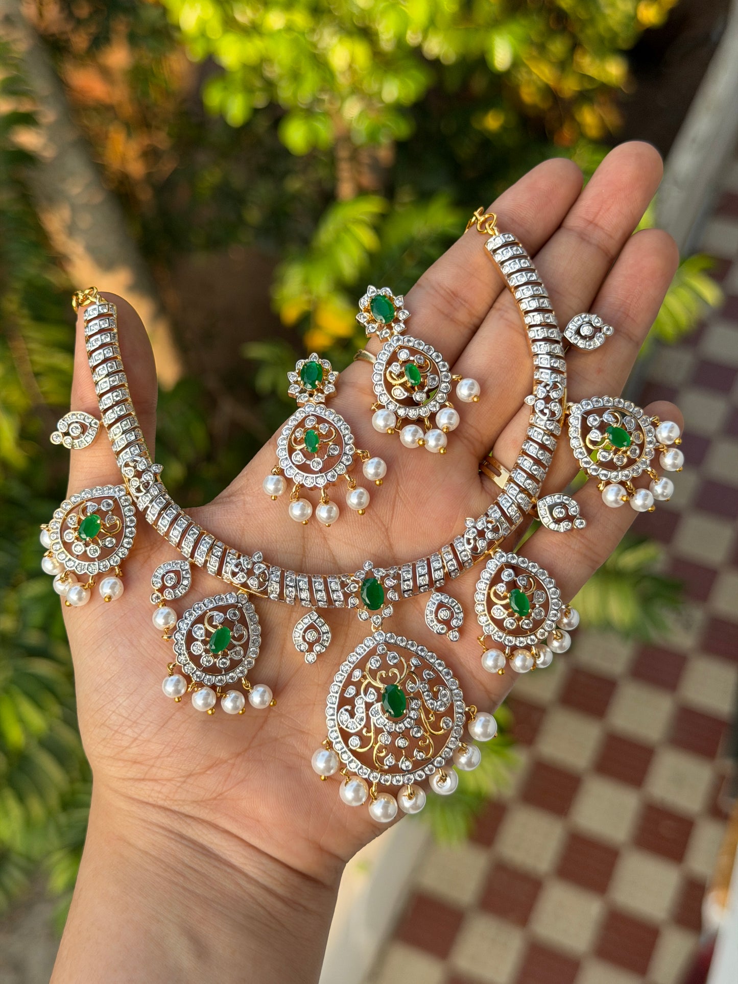 Traditional Diamond Hasli