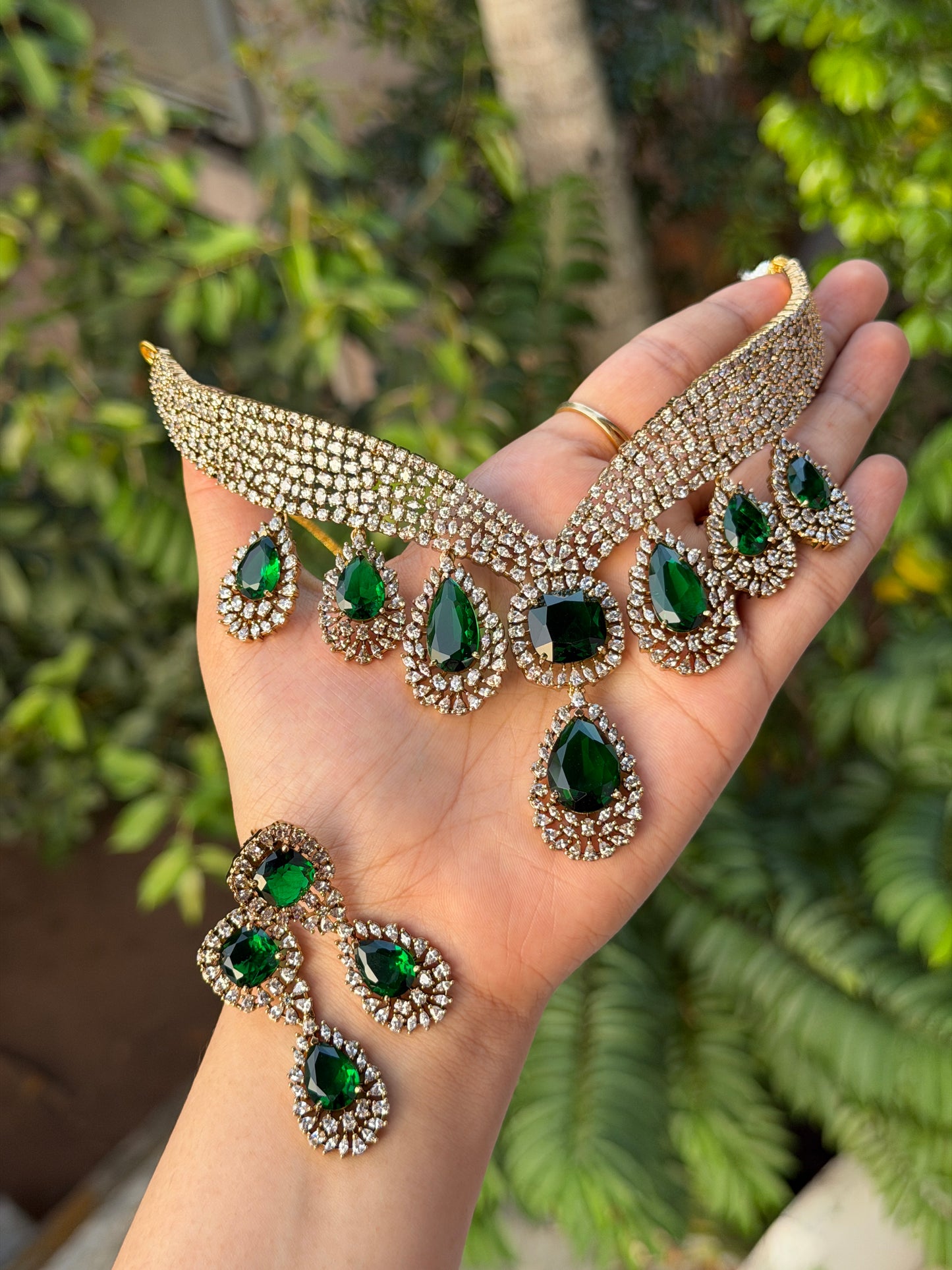 V Cut Victorian Drops