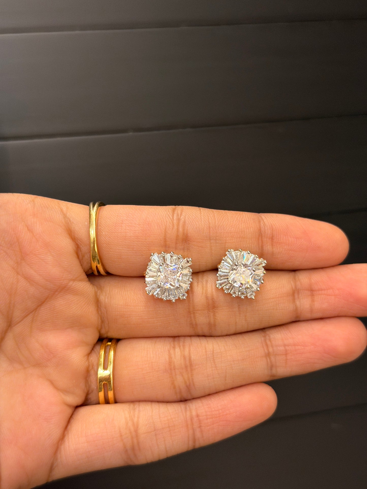 Solataire Replica Studs