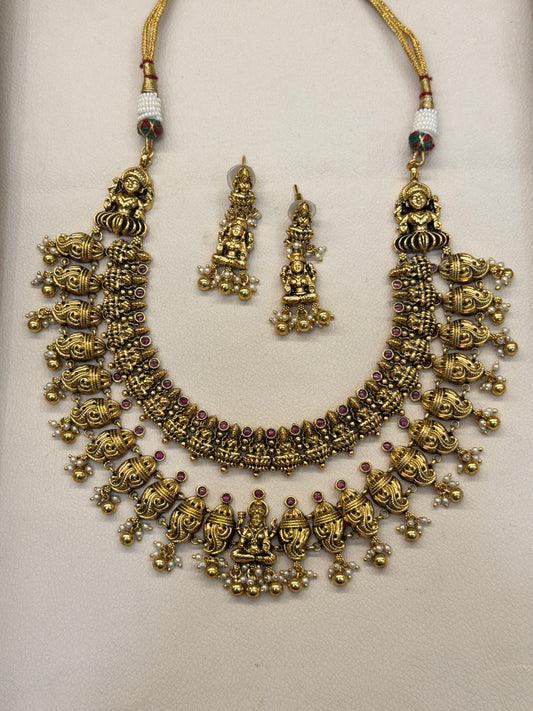 Spandana Dual Layer necklace