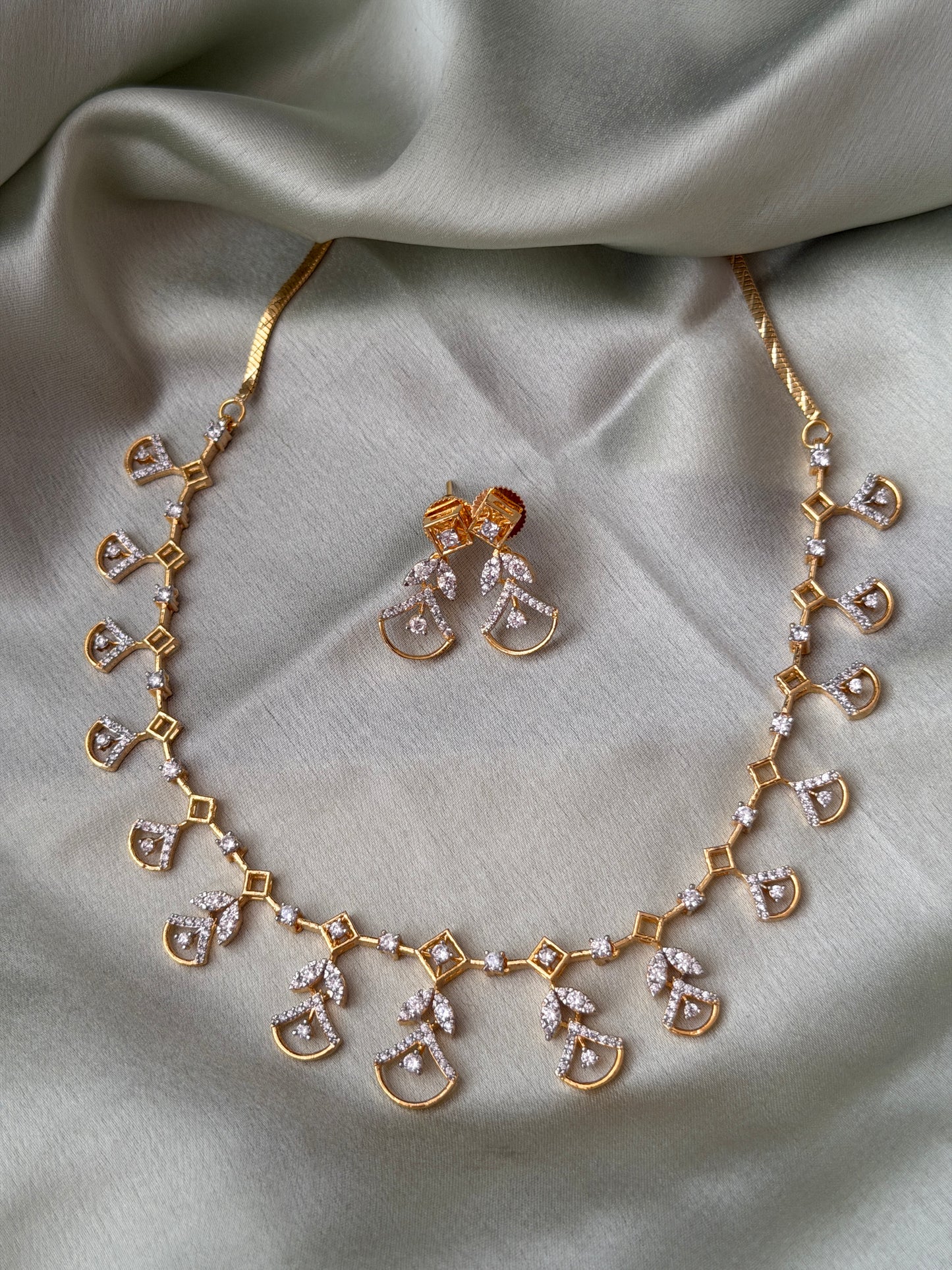 Diamond Replica Necklaces