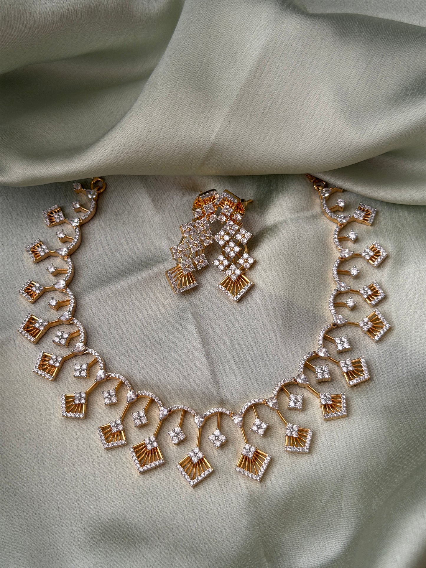 Diamond Replica Necklaces