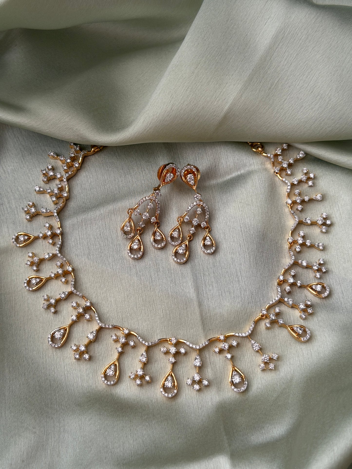 Diamond Replica Necklaces