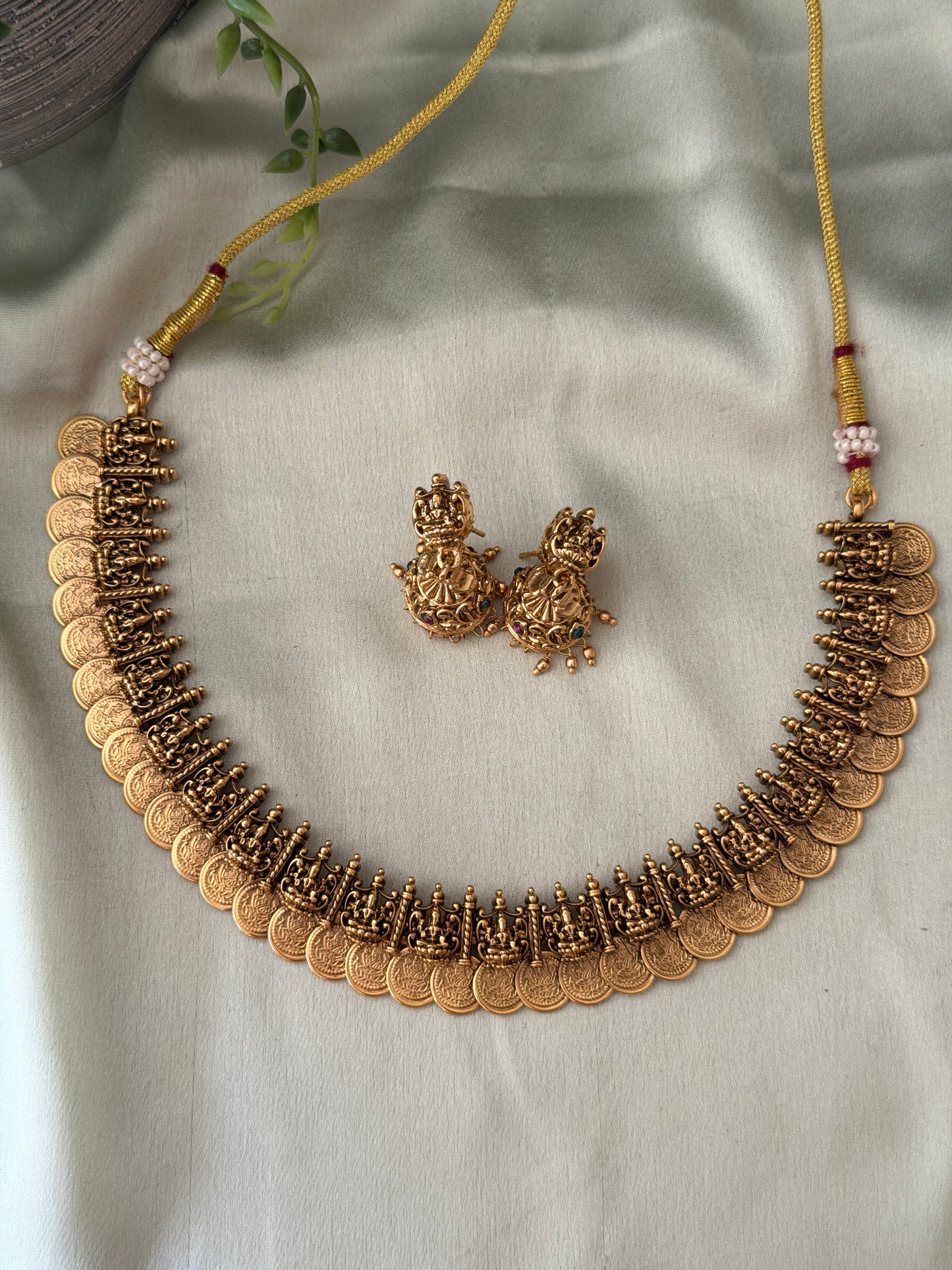 Vriksha Kaashu Necklace