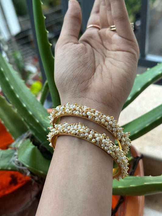 Onam Special Clustered Pearl Bangles