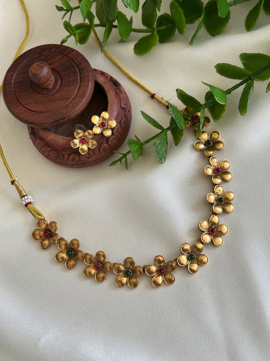 Flower Antique Choker