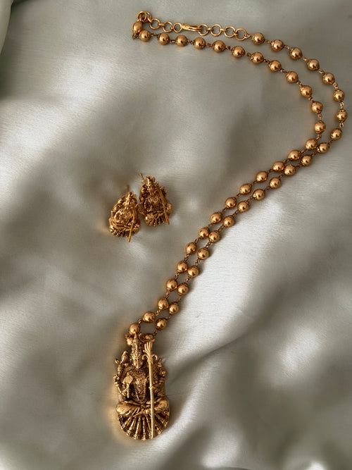 Deva Raya Gundu Maala