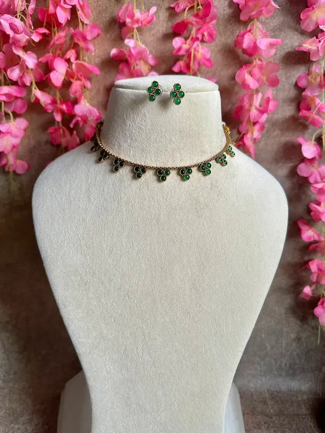 Green Clover choker