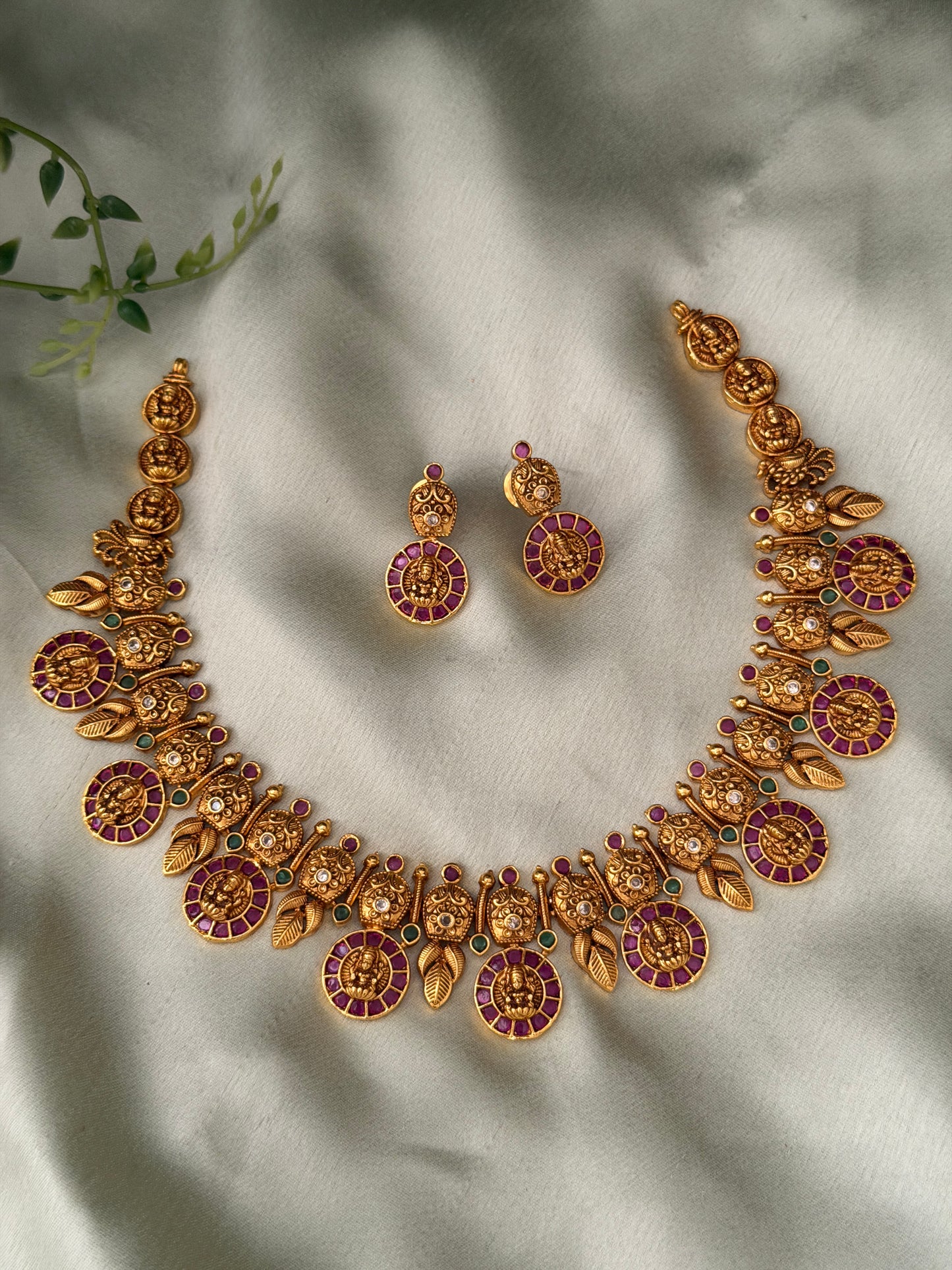 Parihaara Chakra Necklace