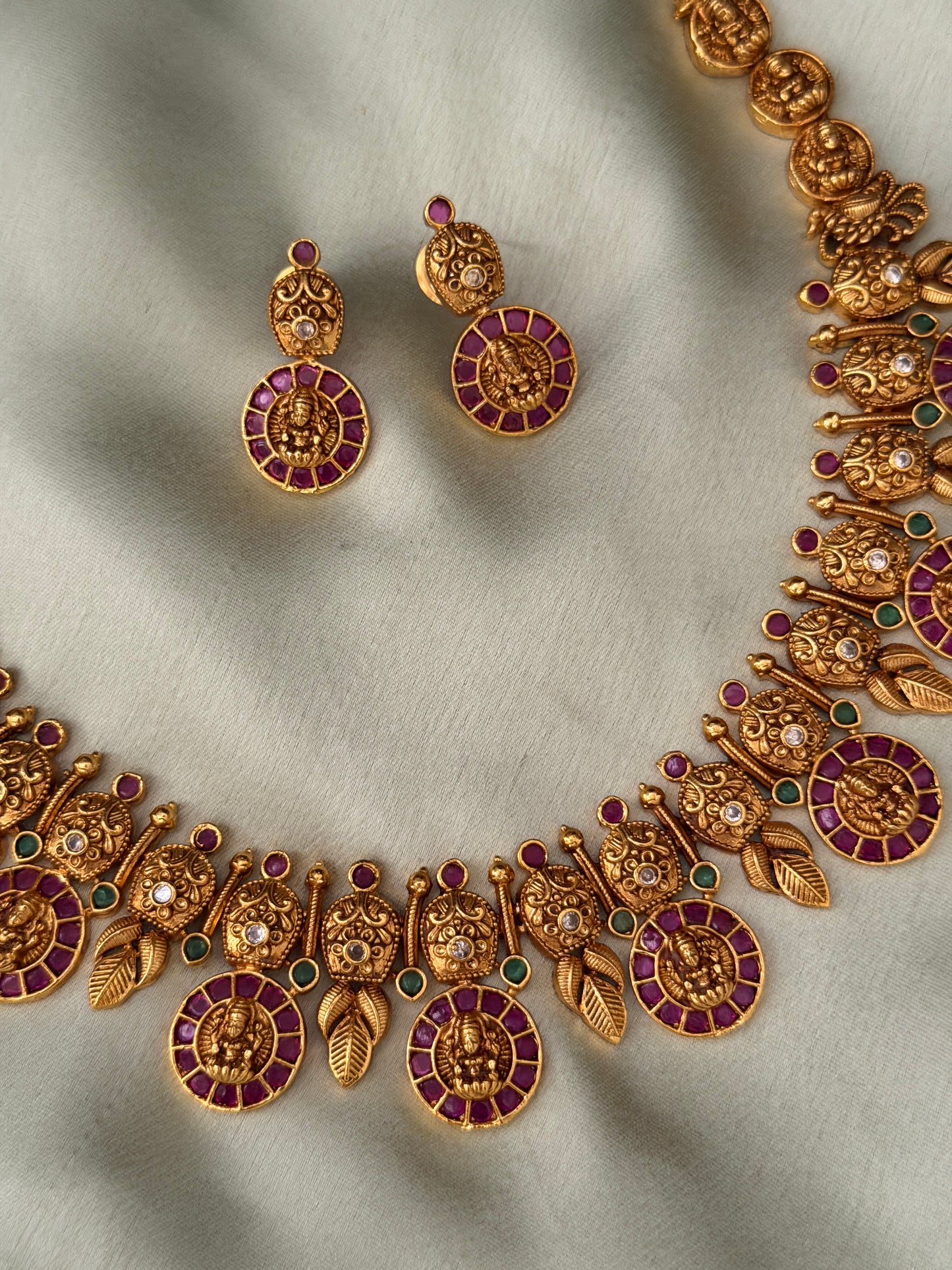 Parihaara Chakra Necklace